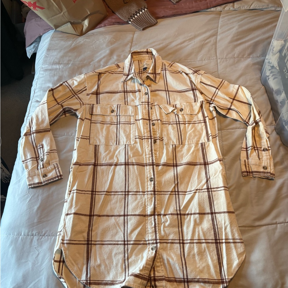 Universal Thread Beige and Brown Plaid Men's Shirt
